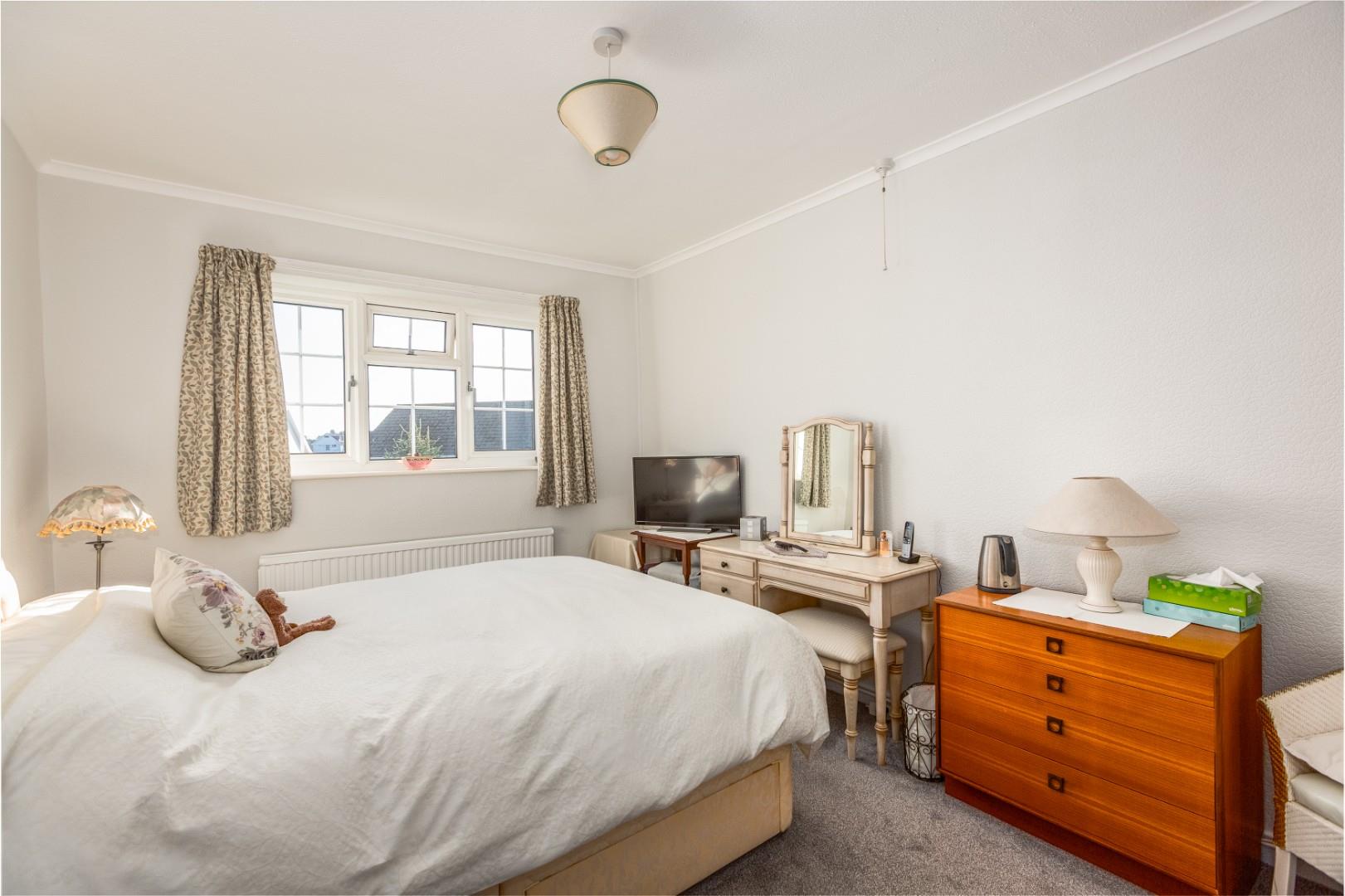 Eastlands Park, Bishopston, Swansea, SA3 3DG